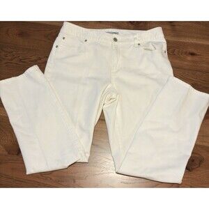 Chicos Platinum White Size 1.5 (10) Short Mid Rise Cotton Blend Straight Leg